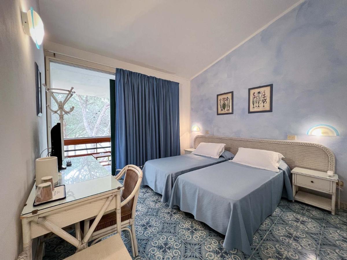 Hotel Meridiana Marina di Campo Ngoại thất bức ảnh