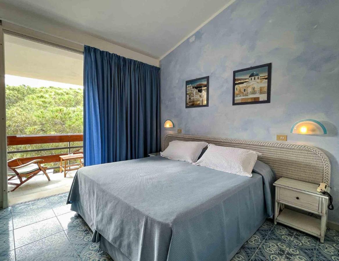 Hotel Meridiana Marina di Campo Ngoại thất bức ảnh