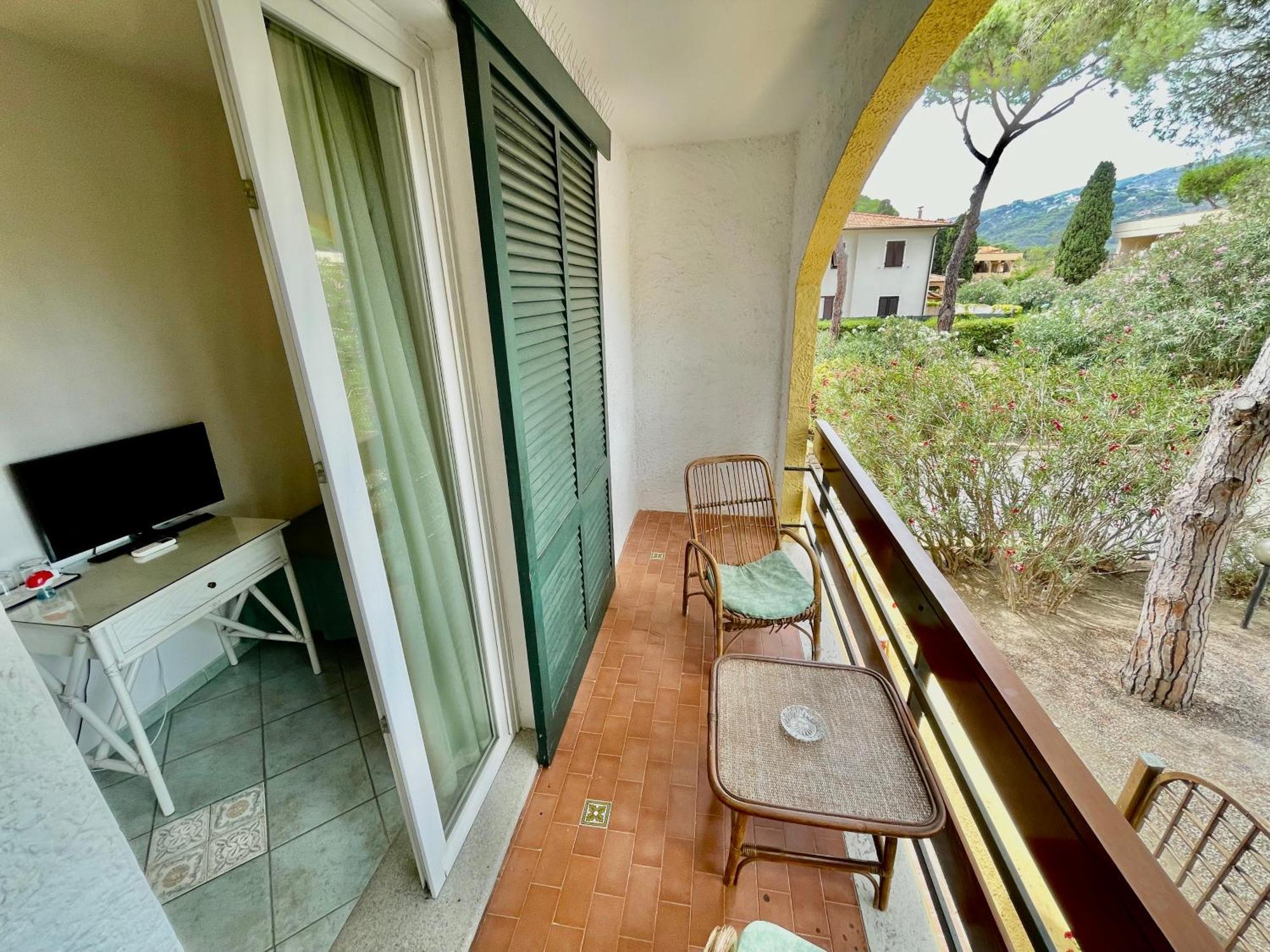 Hotel Meridiana Marina di Campo Phòng bức ảnh